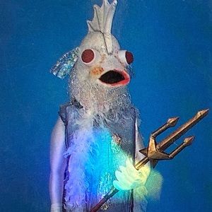 Meet your Posher, Adrian